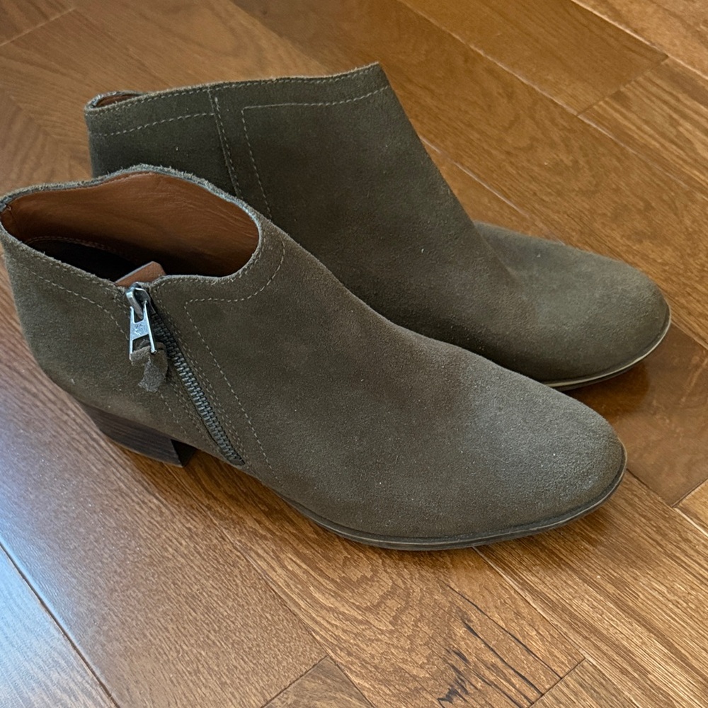 Lucky Brand Olive Green Leather Suede Ankle Boots with Side Zipper 10